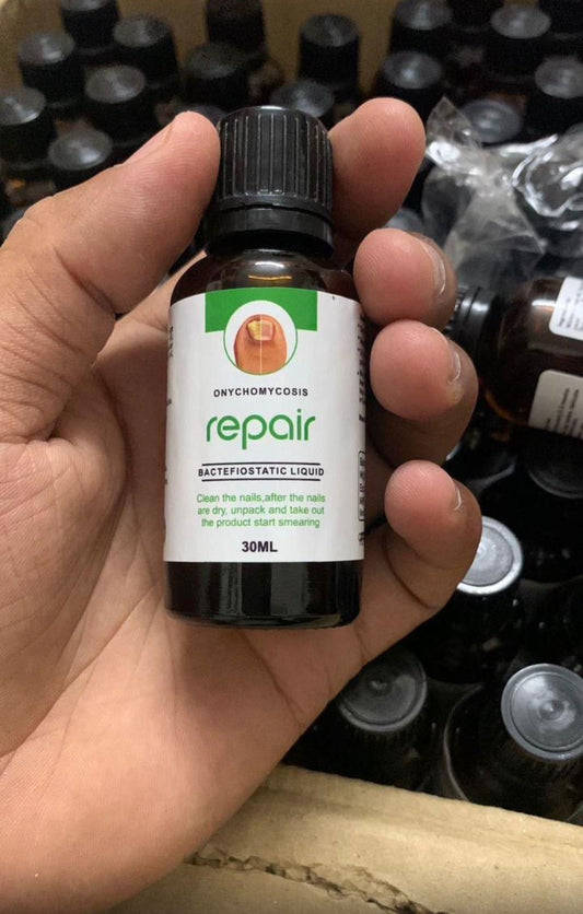 Nails Strong Growth & Repair Oil - Strengthen & Shine (Buy 1 Get 1 FREE)